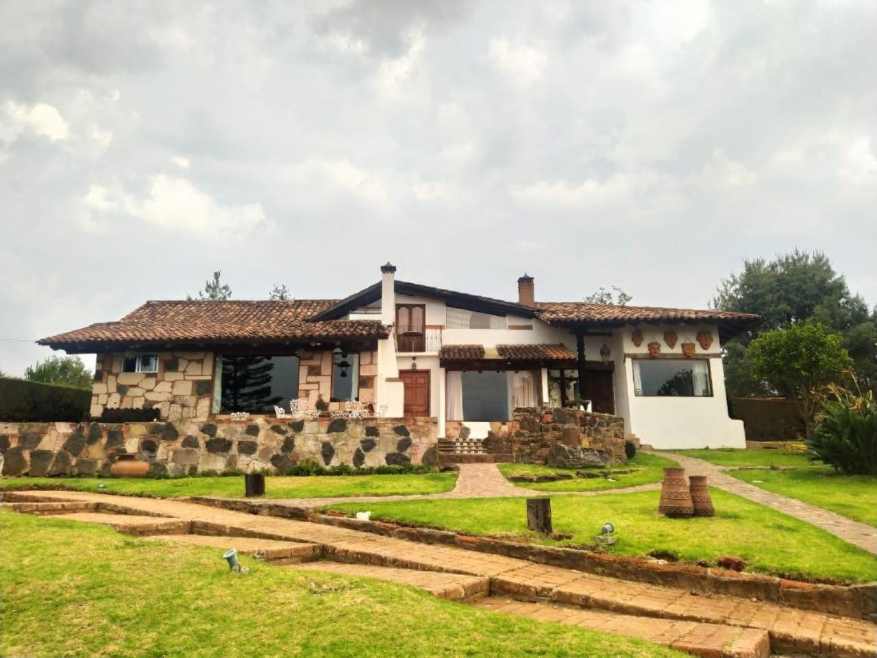 Cabanas "Rancho La Mesa" Pátzcuaro Exterior photo